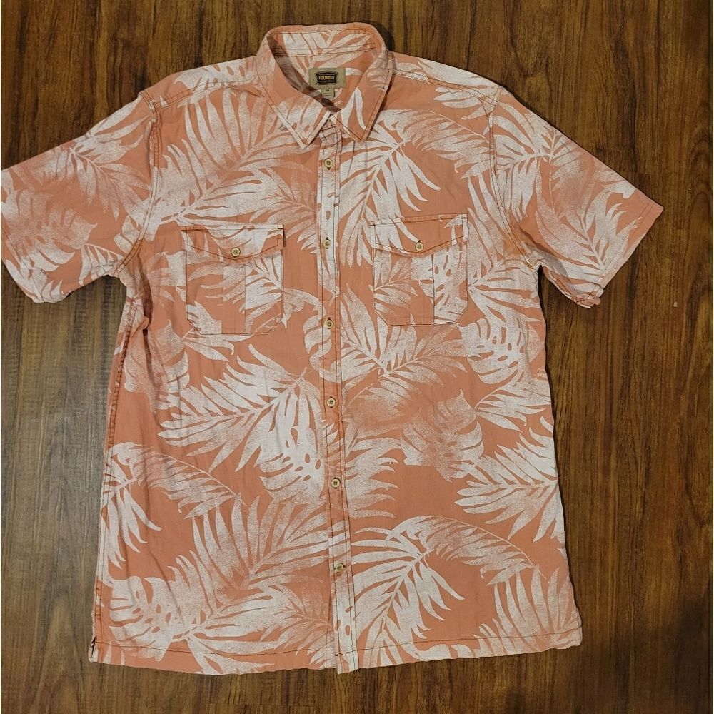 3/$30 Foundry shirt size XLTall only worn once or twice